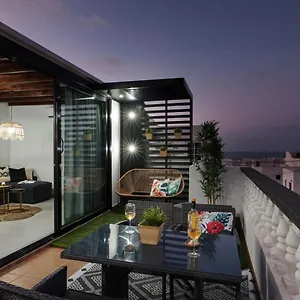 https://la-santa-la-santa.in-canary-islands.com
